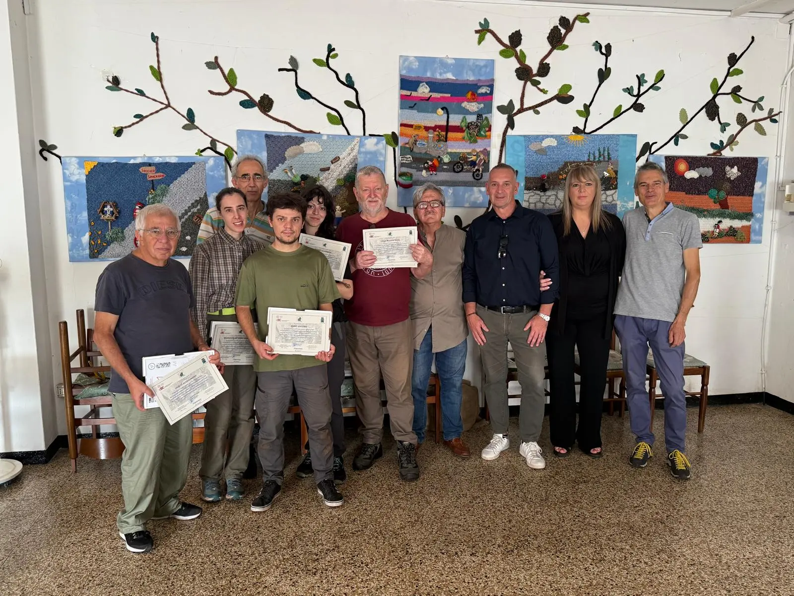 Il riconoscimento ai partecipanti alla ricerca archeologica sul monte Dolada