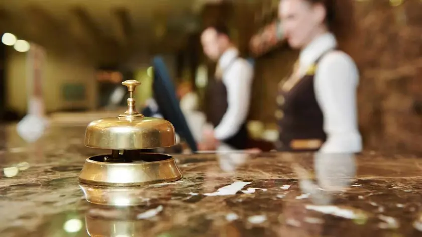 La reception di un albergo sulle Dolomiti