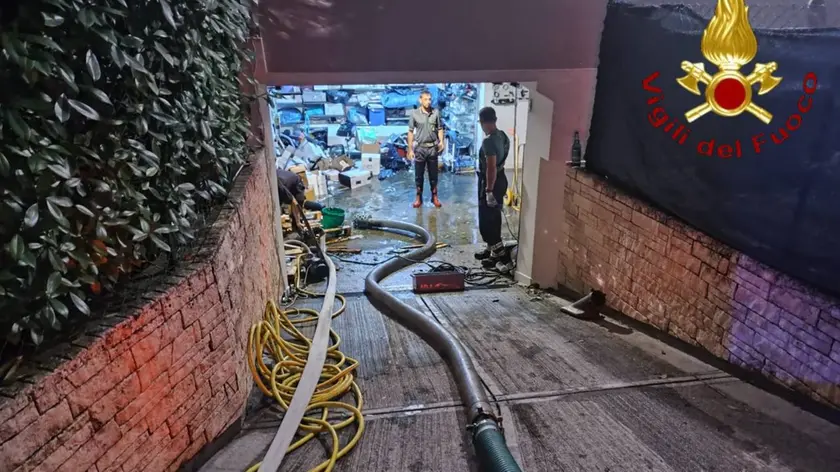 Maltempo a Vittorio Veneto: esonda il Meschio, interventi dei Vigili del Fuoco