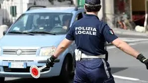 Traffico regolato dalla polizia locale