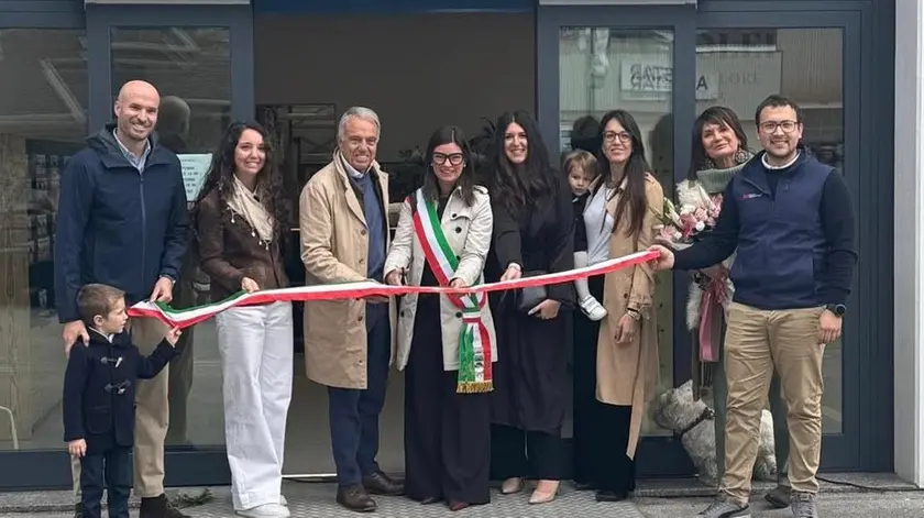 Il taglio del nastro