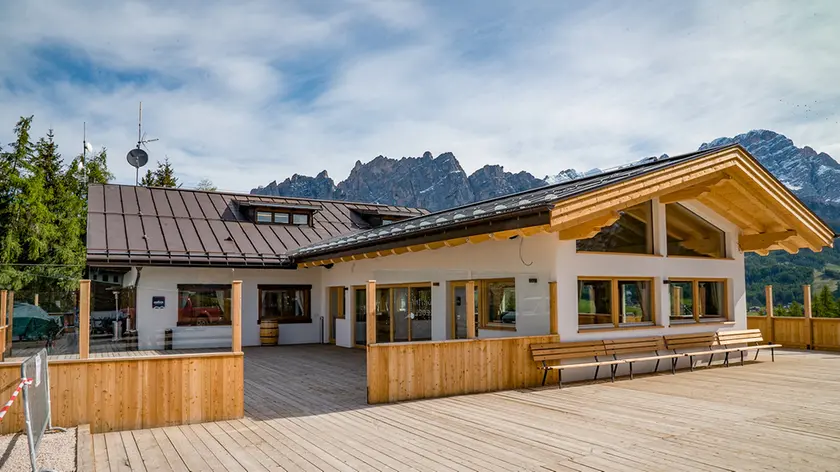 La foto di uno dei locali coinvolti, lo Chalet Tofane