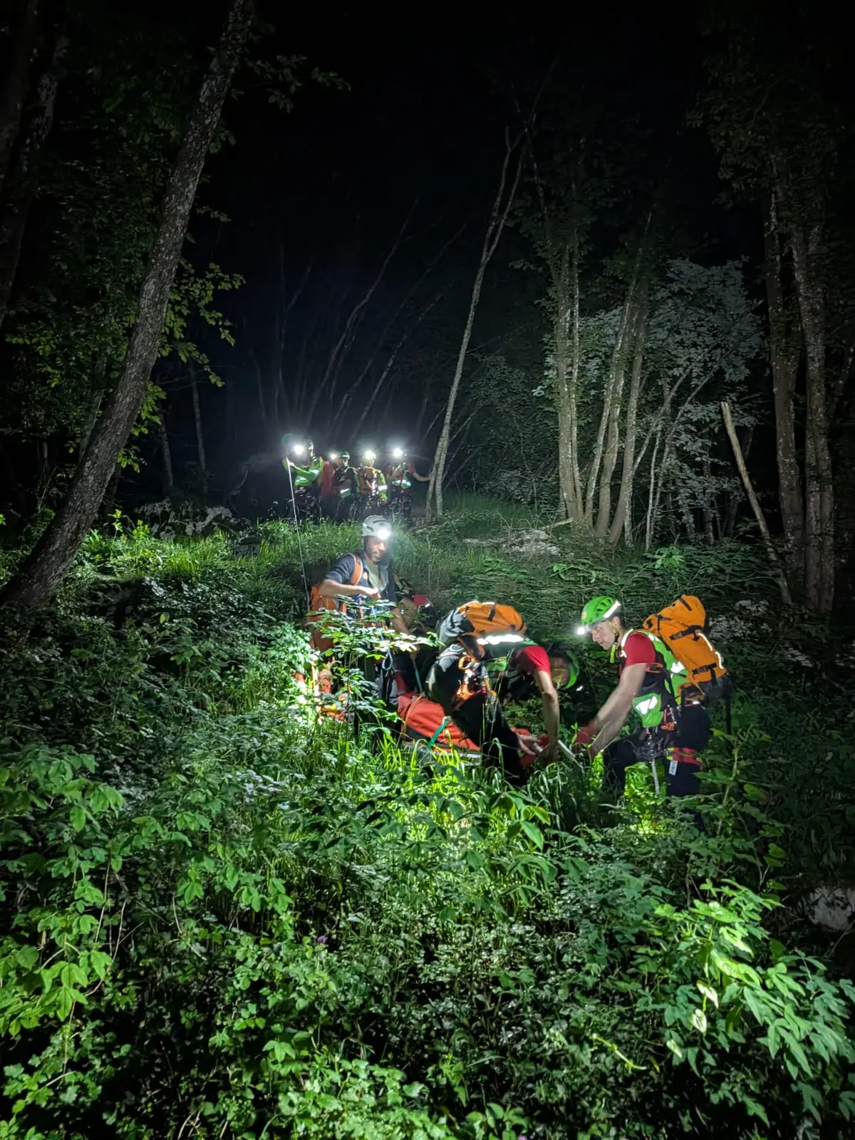 Un intervento notturno del Soccorso Alpino (foto d'archivio)