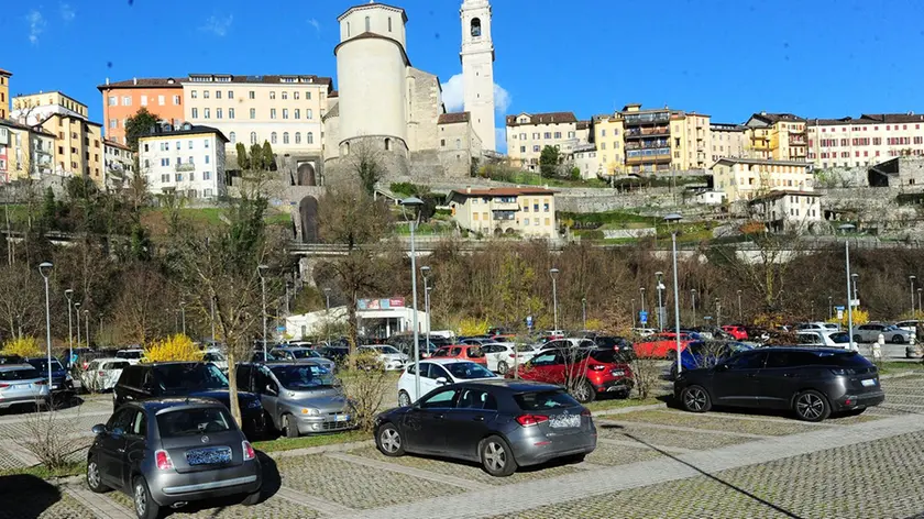Il parcheggio di Lambioi a Belluno