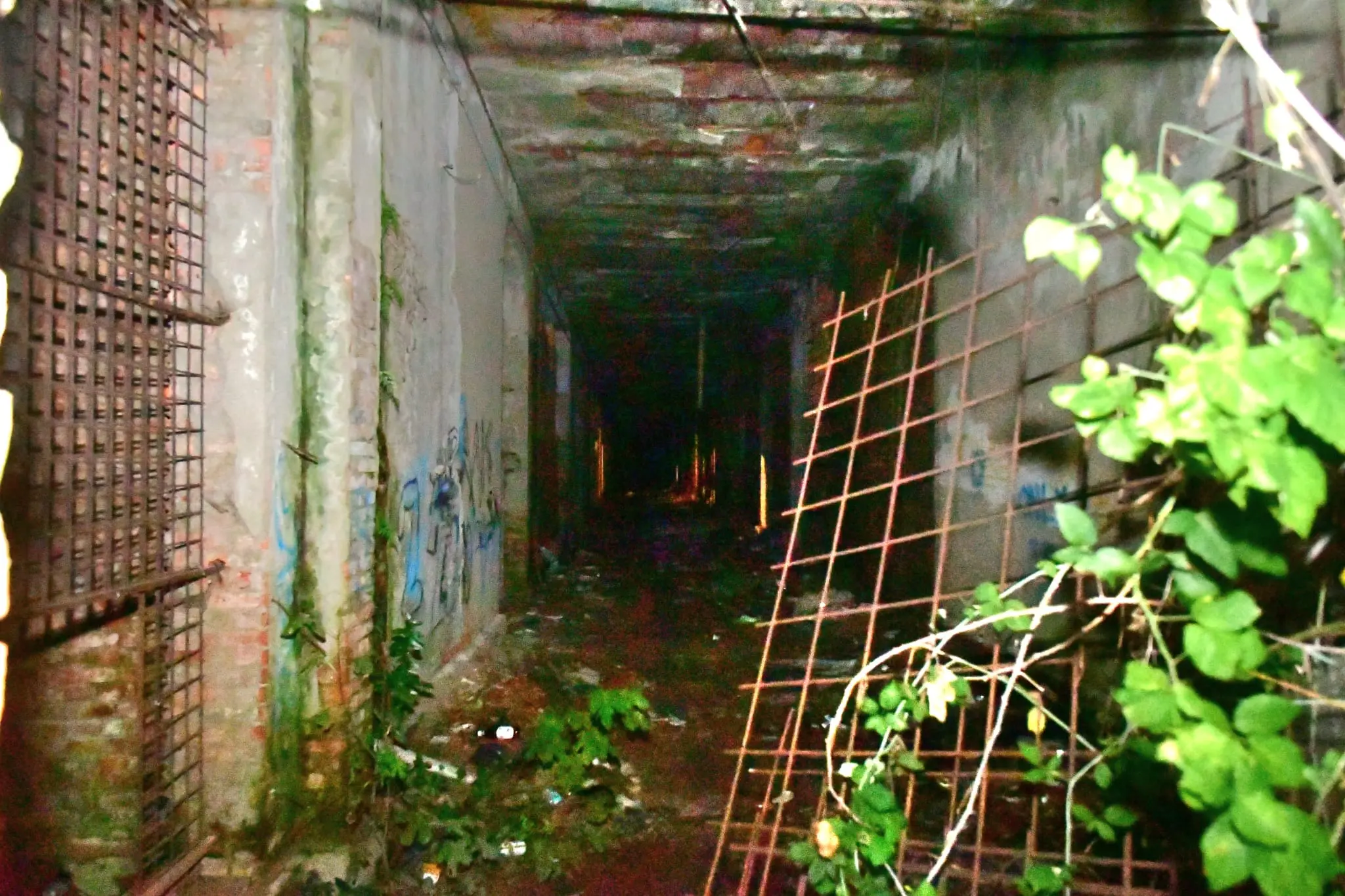 Il luogo di accesso all'ex scuola sommergibilisti