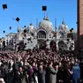 Festa di laurea in Piazza San Marco (fotoservizio Buso/Interpress)