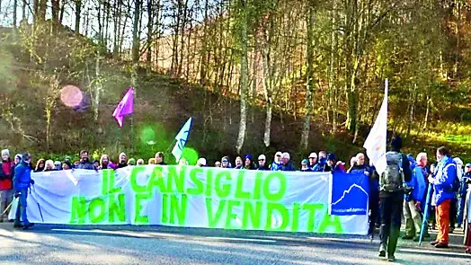 La passeggiata a difesa del Cansiglio