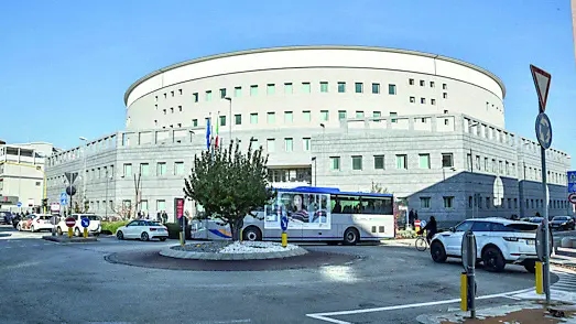 Il Palazzo di Giustizia in via Tommaseo