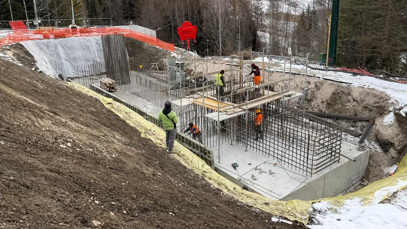 Il cantiere della cabinovia Socrepes