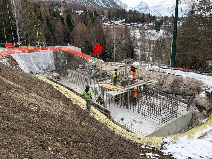 Il cantiere della cabinovia Socrepes