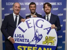 Da sinistra, Luca Zaia, Andrea Tomaello e il presidente Alberto Stefani