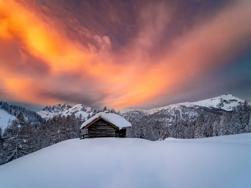 Dodici scatti, uno per ciascun mese, selezionati tra gli oltre 2700 che hanno partecipato al concorso indetto dal nostro giornale con Nord Est Multimedia e la Regione Veneto. Ecco come è andata: il calendario sarà in omaggio gratuito con il Corriere delle Alpi solo martedì 23 dicembre