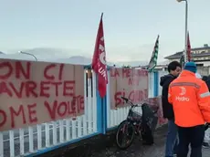 Picchetto dei lavoratori alla Hydro
