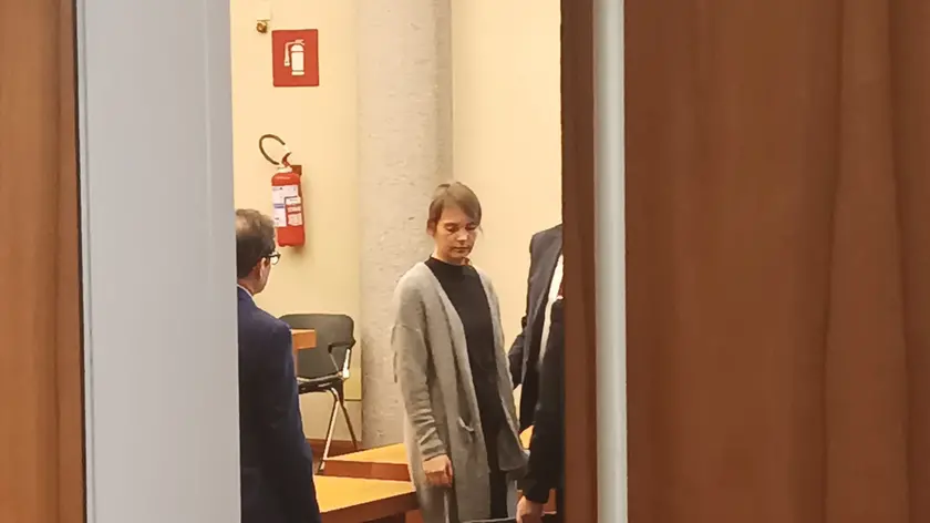 Angelika Hutter nell’aula del tribunale