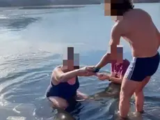 I bagni dei turisti a Revine Lago