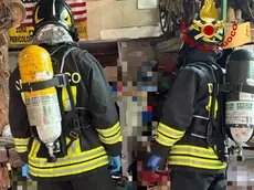 I vigili del fuoco nel garage della tragedia