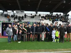 Il taglio del nastro prima della partita tra Dolomiti Bellunesi e Lecco