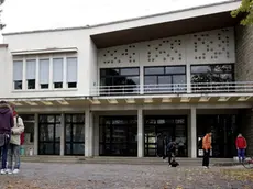 La scuola media "Vittorino da Feltre" di Abano dove una ragazzina ha spruzzato spray urticante nel bagno