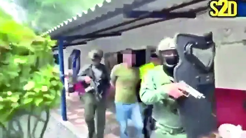 Immagini dal post su X del direttore della polizia, il Generale William Oswaldo Rincon Zambrano