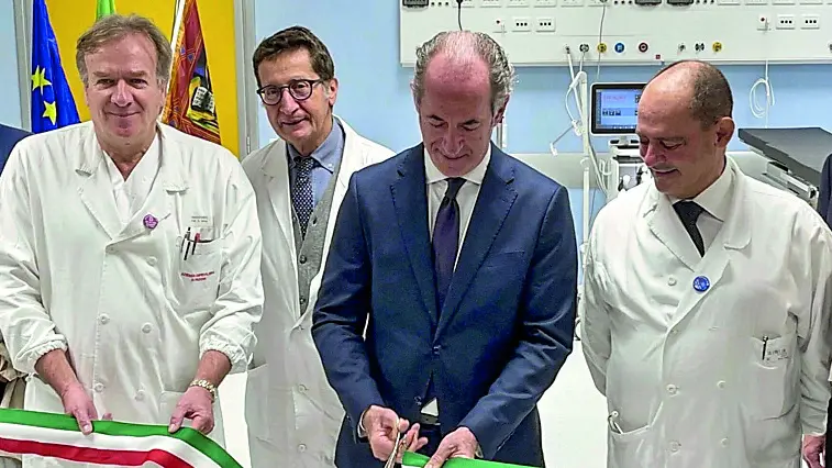 Da sinistra, il prof Gerosa, il prof Rea, l’ex presidente della Regione Luca Zaia e il prof Grego