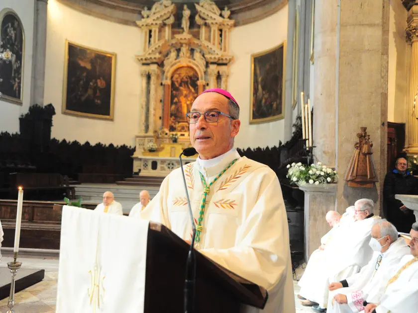 Il vescovo Renato Marangoni