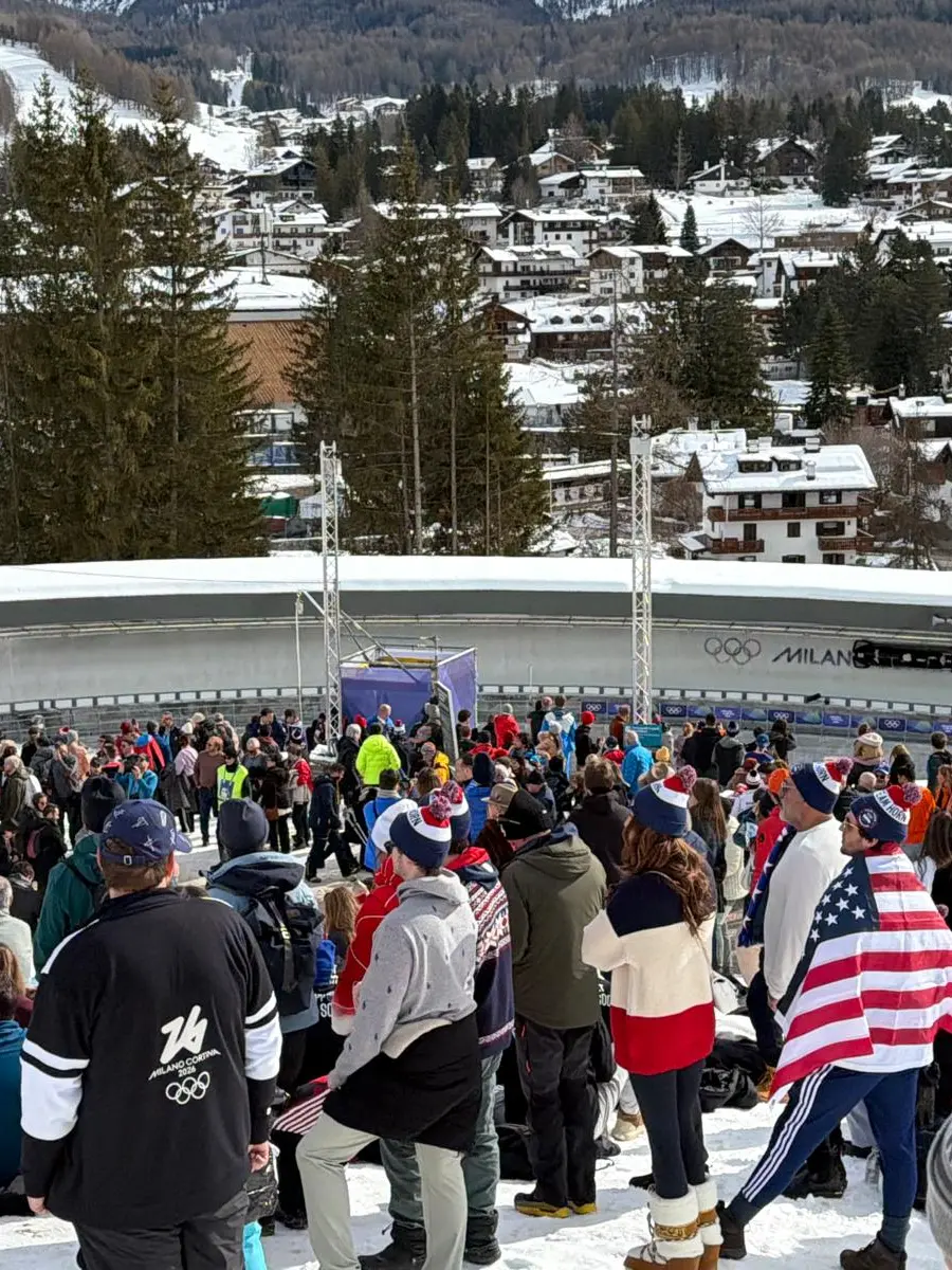 Una gara olimpica alla pista di bob
