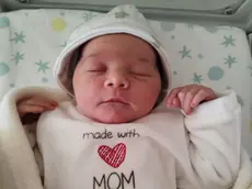 Iris, la prima nata dopo l’alluvione a Versa