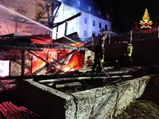 Un'immagine dell'incendio