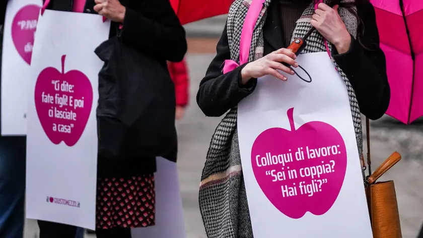 Una manifestazione contro il gendergap