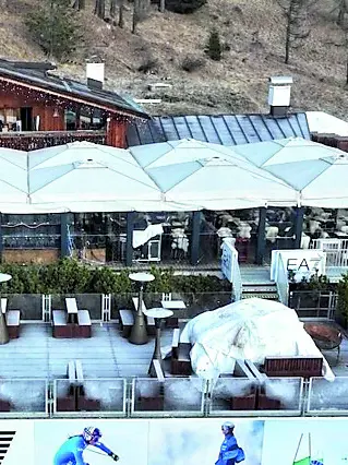 La seconda terrazza del Camineto appoggiata al prato