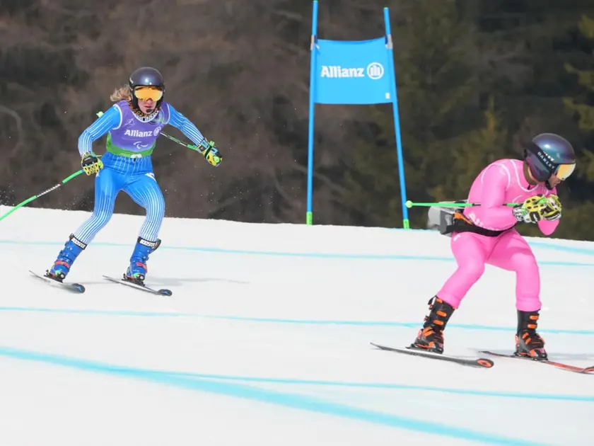 La discesa di Chiara Mazzel, con l’atleta guida Nicola Cotti Contini