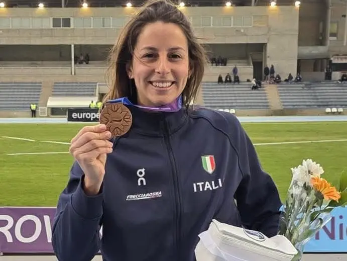 Paola Padovan con la medaglia a Cipro