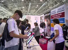 La fuga dei giovani all’estero: 7.344 via dal Veneto nel 2024