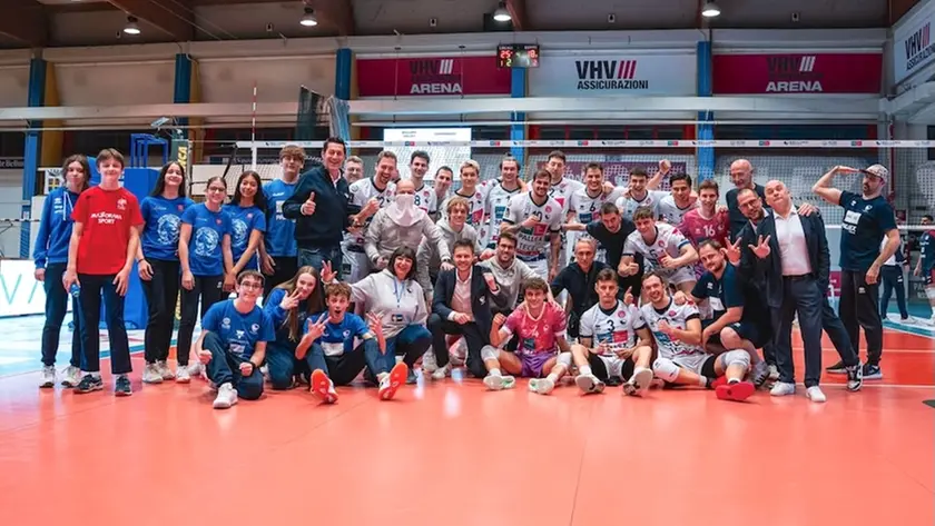 La formazione del Belluno Volley dopo la vittoria contro il Campobasso