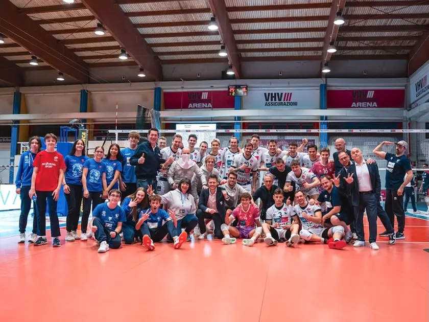 La formazione del Belluno Volley dopo la vittoria contro il Campobasso