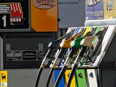 Guerra in Iran, caro energia e carburanti: Veneto sotto pressione tra bollette, imprese e agricoltura