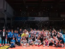 Festa con i coriandoli per il Belluno Volley
