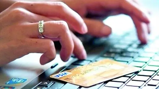 Le nuove truffe corrono via mail, sms e whatsapp