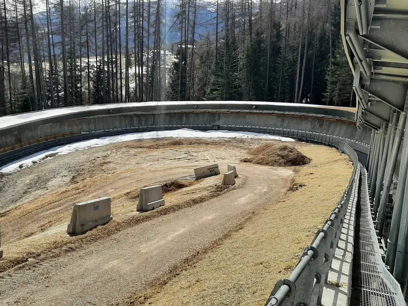 Pista da bob di Cortina abbandonata