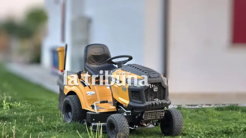 Il trattorino che ha gravemente lacerato la bambina di 18 mesi