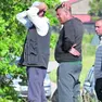 Alcuni connazionali delle tre vittime arrivate a Ca’ Lino dai paesi vicini. FOTO pòrcile