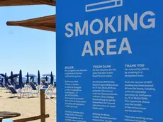 Nelle spiagge del litorale veneziano non si fuma