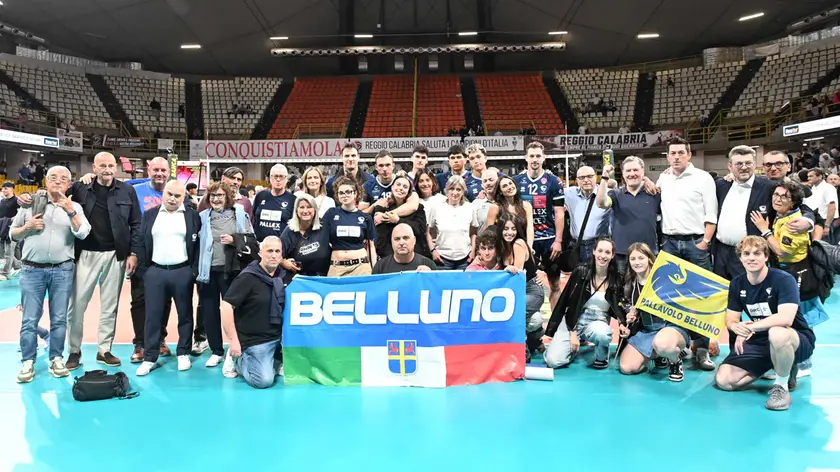 Il Belluno Volley con i tifosi a Reggio Calabria