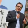 Il portavoce delle opposizioni al Consiglio regionale Giovanni Manildo