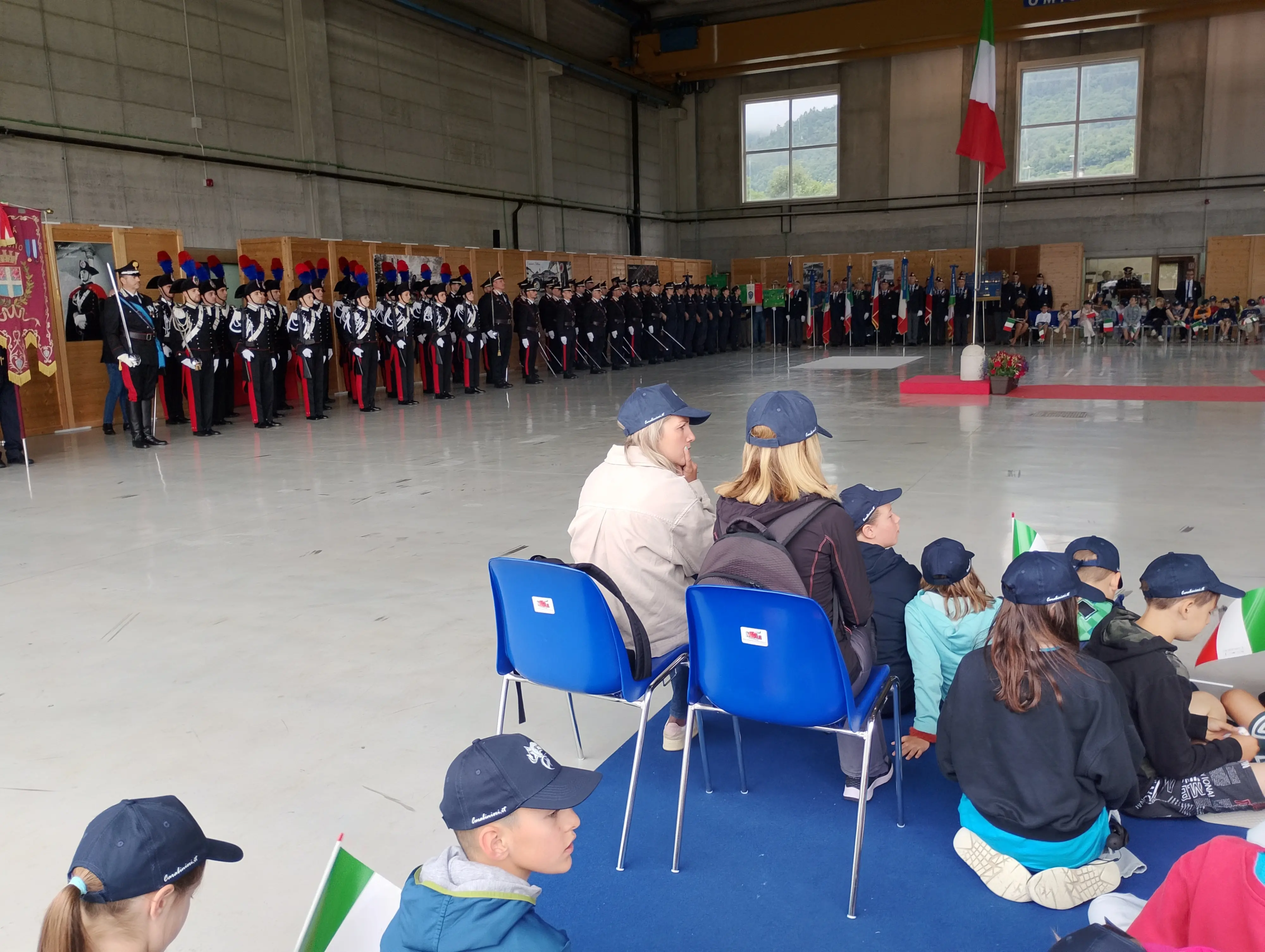 La cerimonia dell'anniversario dei carabinieri