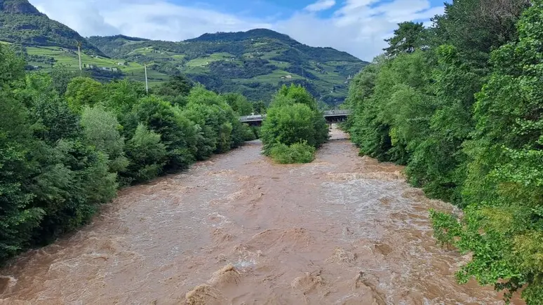 L'Adige durante una piena