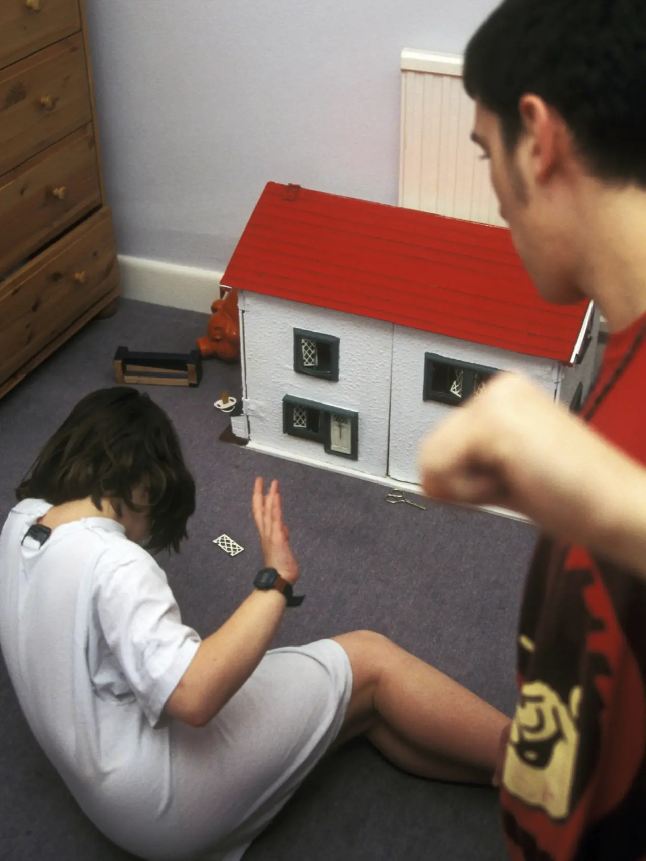 Violenza domestica contro la figlia (foto simbolo)