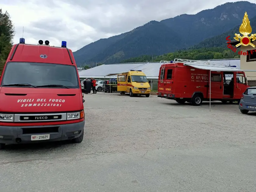 Nelle ricerche del base jumper sono impegnati vigili del fuoco e soccorso alpino