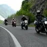 Motociclisti sulla strada del Vajont