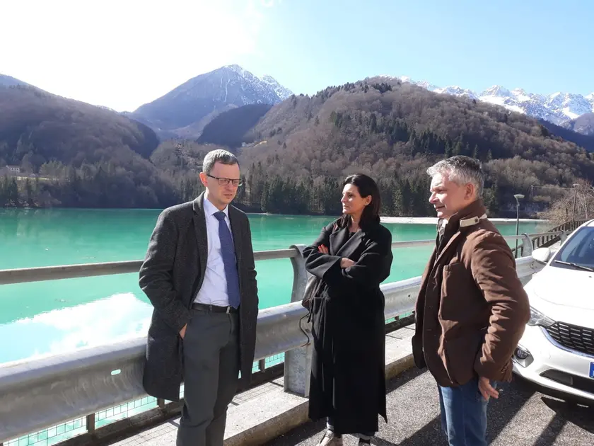 Vannia Gava nell'area del Vajont, con lei l'assessore regionale Fvg Stefano Zannier